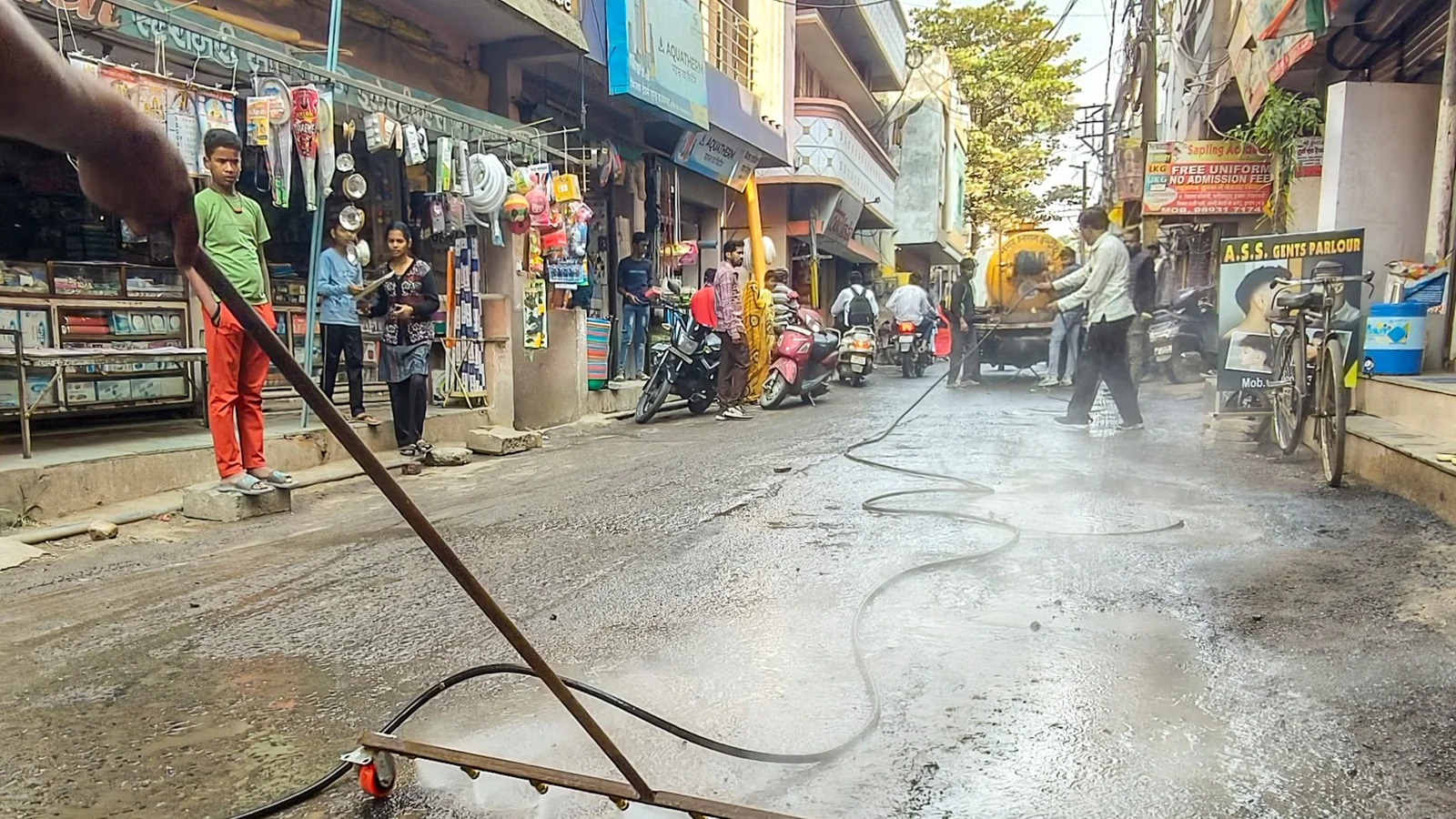 इंदौर में पानी के प्रदूषण ने भूजल की समस्याओं को कैसे सामने ला दिया है